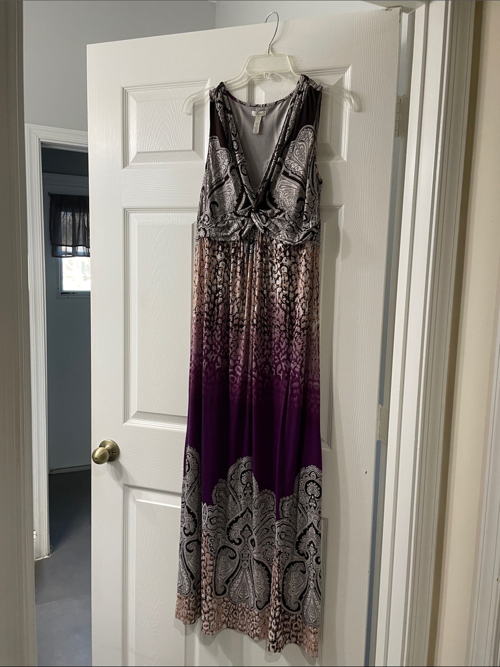 Soma maxi dress size M.v neck multicolored design. Preowned great condition